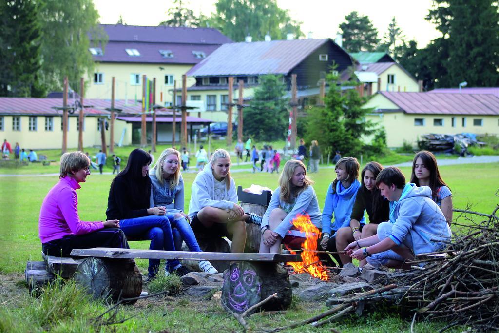 Rekreacni Areal Zbraslavice Hotell Exteriör bild